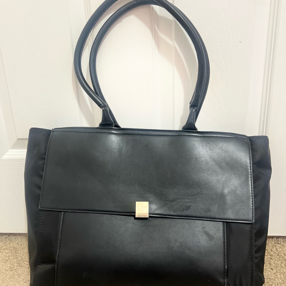 Elegant Black Leather Tote Bag